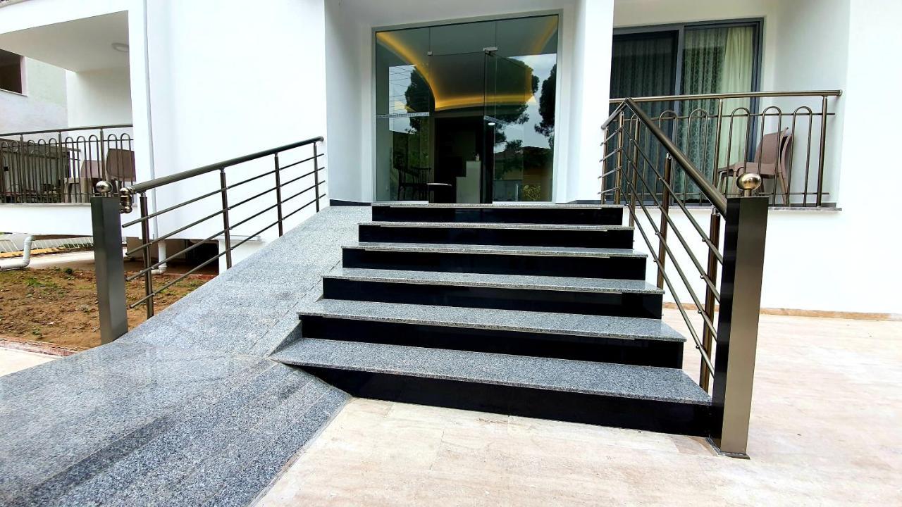 Ressa Apart มาร์มาริส ภายนอก รูปภาพ